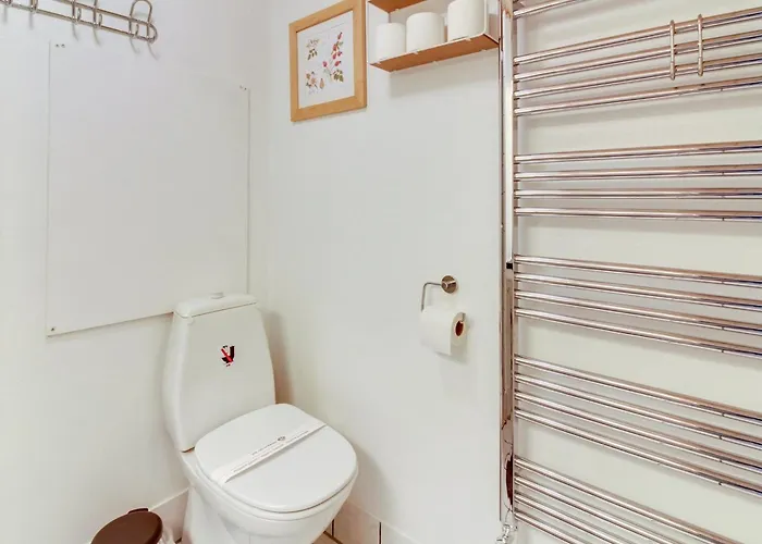 Iliane - 100m From The Sea By Interhome *